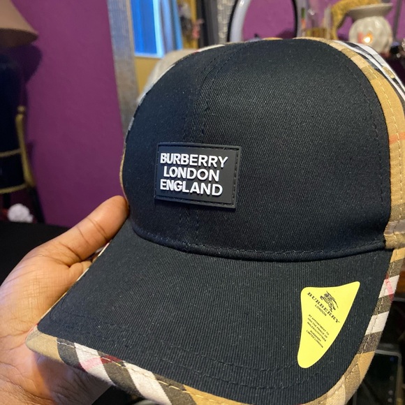 Burberry Fitted Cap - Picture 4 of 6